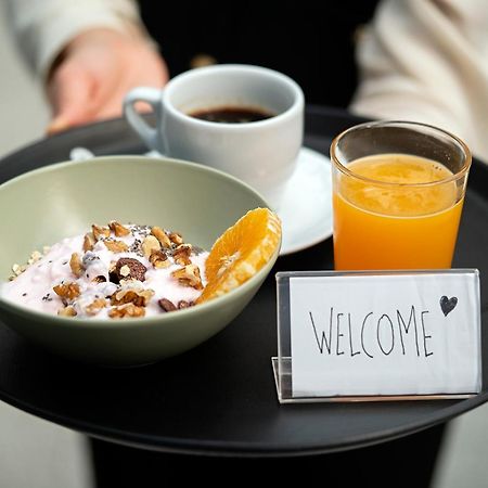 Hotel Amadeos - Matosinhos - Porto Экстерьер фото
