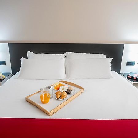 Hotel Amadeos - Matosinhos - Porto Экстерьер фото