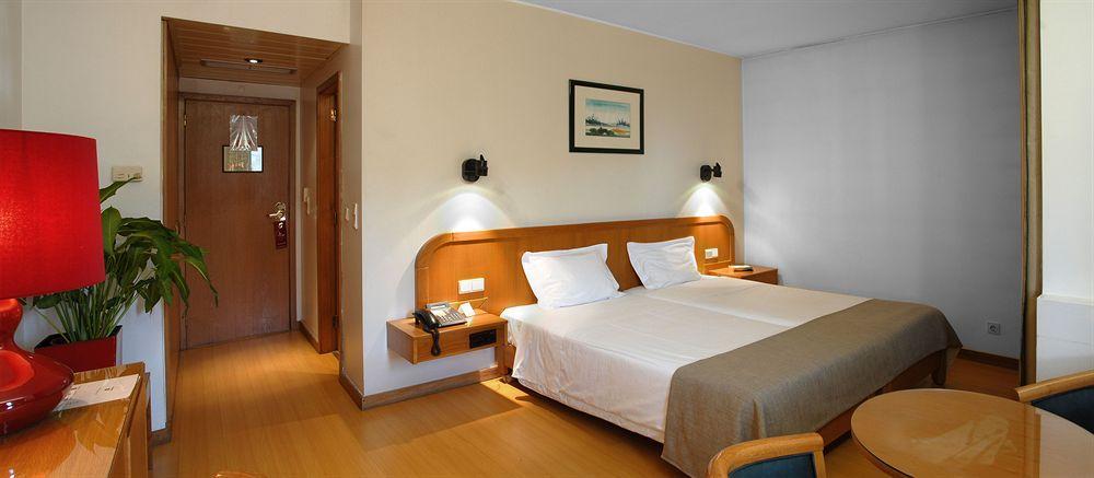 Hotel Amadeos - Matosinhos - Porto Экстерьер фото