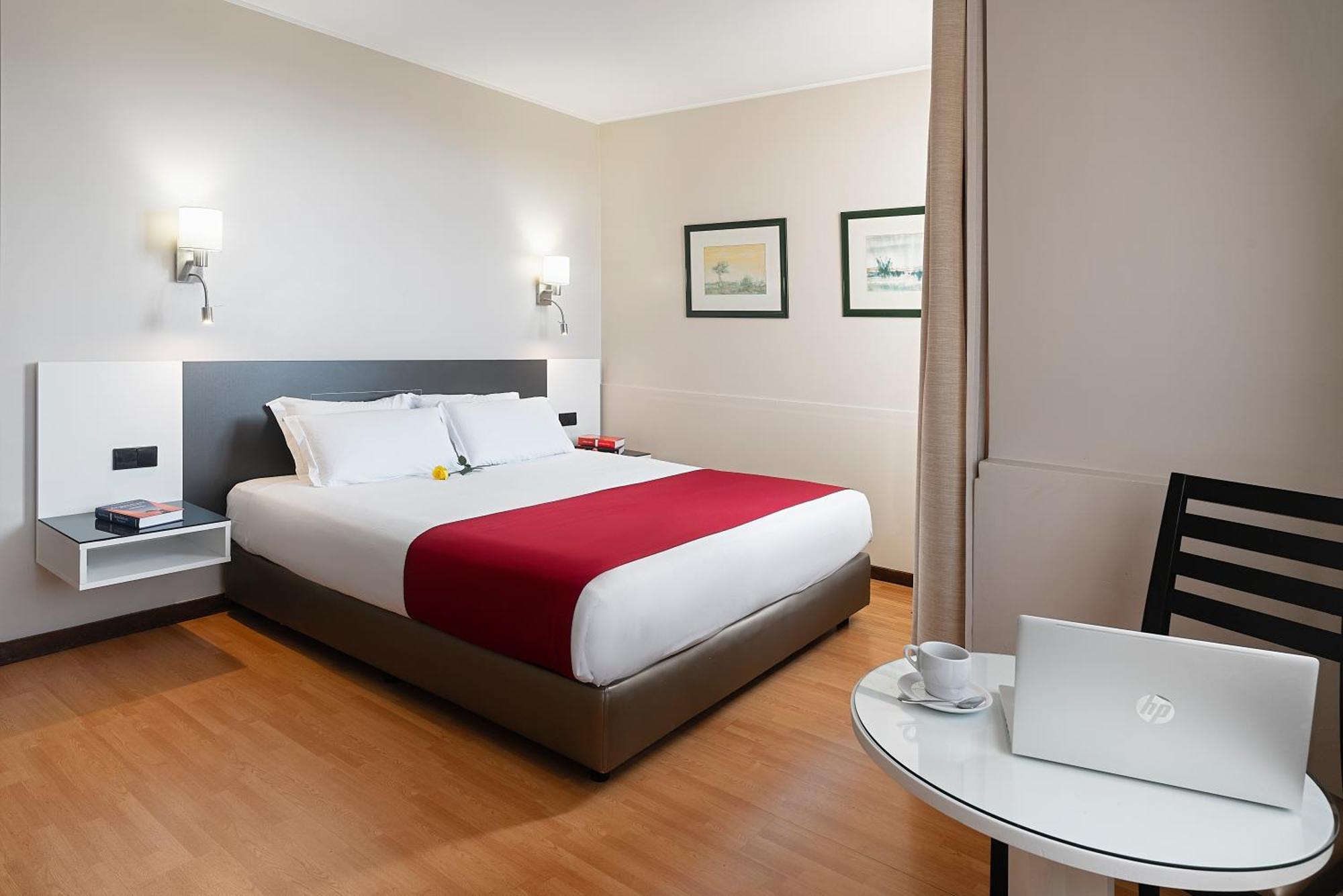 Hotel Amadeos - Matosinhos - Porto Экстерьер фото