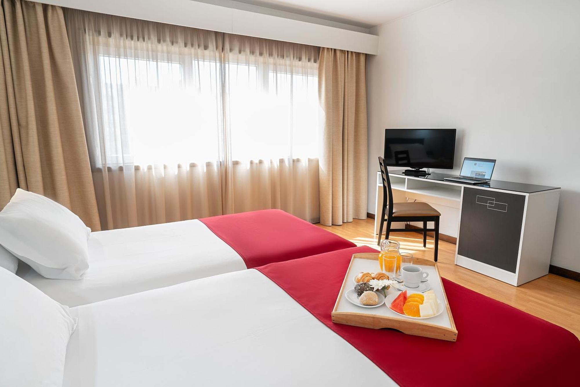 Hotel Amadeos - Matosinhos - Porto Экстерьер фото