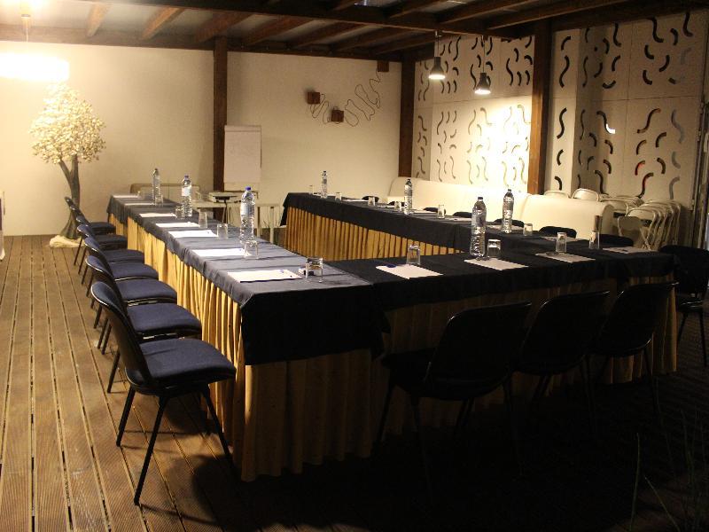Hotel Amadeos - Matosinhos - Porto Экстерьер фото