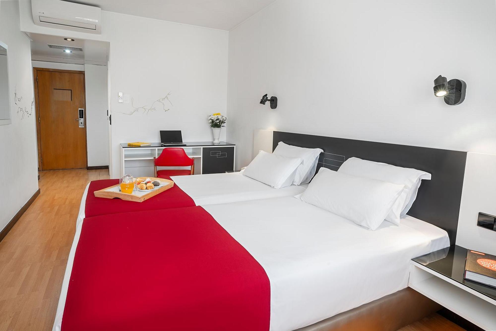 Hotel Amadeos - Matosinhos - Porto Экстерьер фото