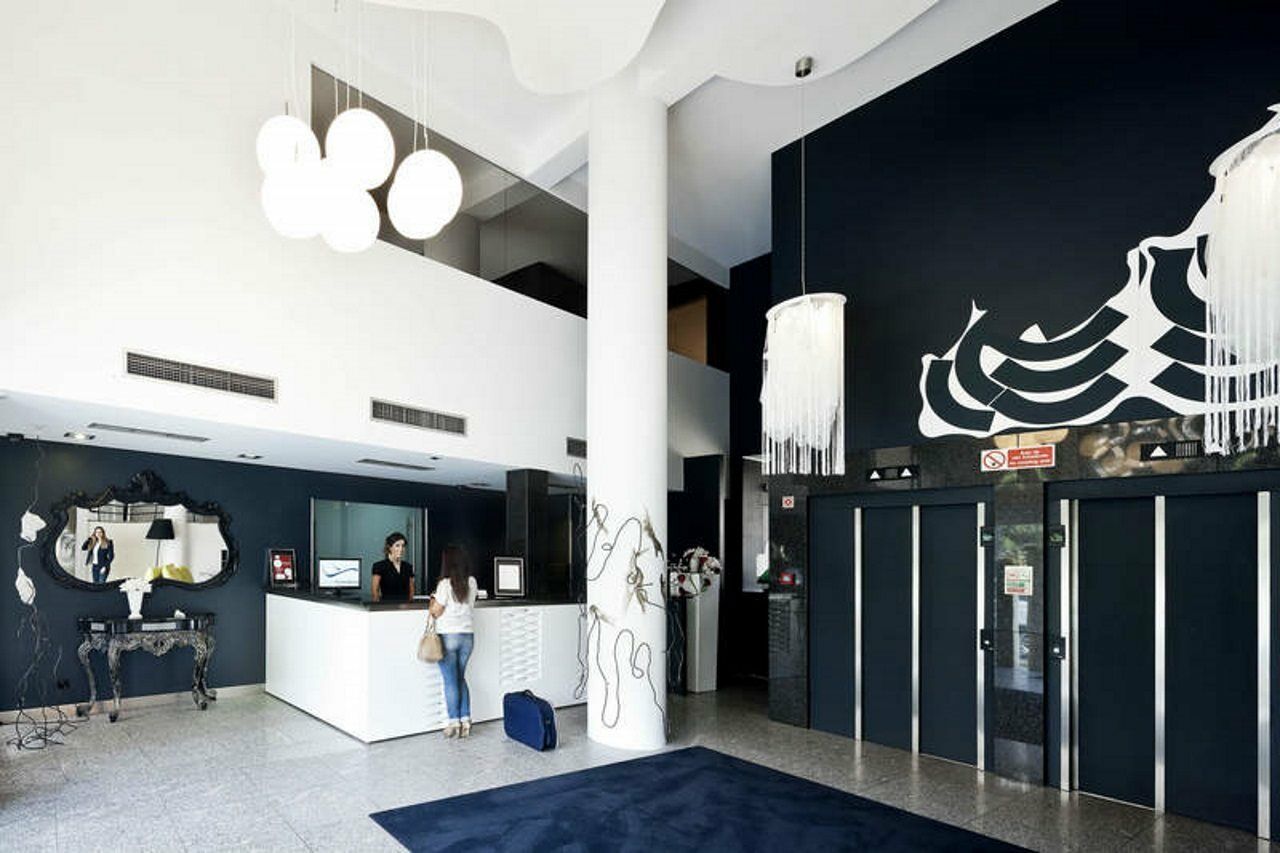 Hotel Amadeos - Matosinhos - Porto Экстерьер фото